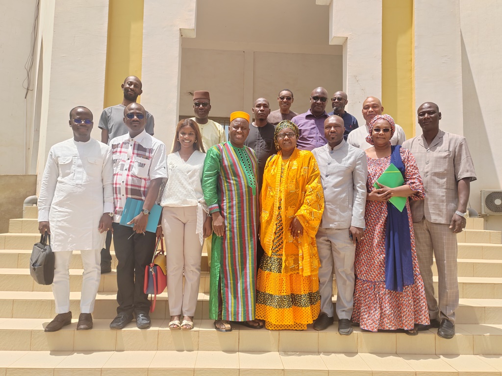 Une délégation composée de l’OOAS, du SWEDD et de l’INFSS reçue à l’AMAQ-SUP